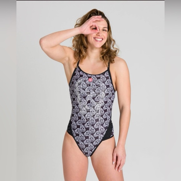 ARENA LIMITED EDITION!  CRAZY POP SKULLS SUPERFLY BACK ONE PIECE - Picture 4 of 16